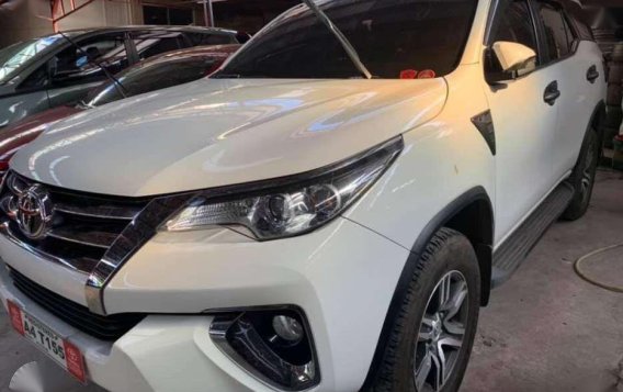 2018 Toyota Fortuner G 4x2 Automatic Transmission FREEDOM WHITE-1