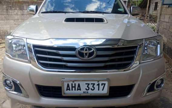 Toyota Hilux G 2.5engine 4x2 M/T 2015 FOR SALE-11