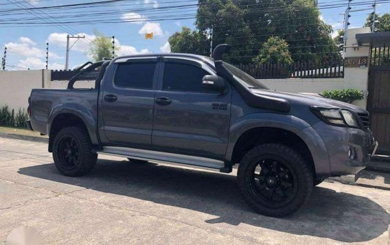 TOYOTA HILUX 2012 FOR SALE-1