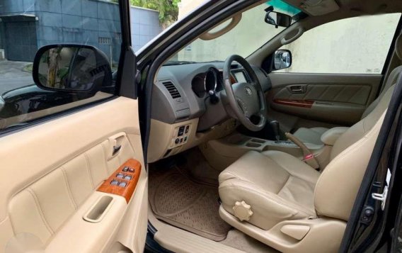 2010 Toyota Fortuner G 4x2 Diesel AT for sale-6