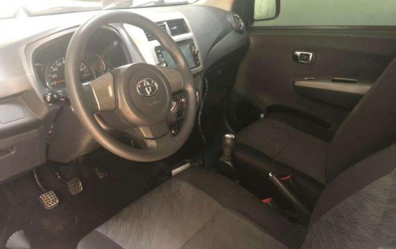 2016 Toyota Wigo 1.0 G Manual Blue Hatchback-3