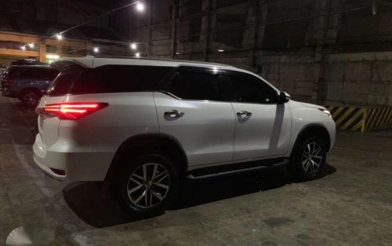 2017 Toyota Fortuner V for sale-4