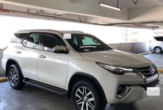 2017 Toyota Fortuner V for sale-6