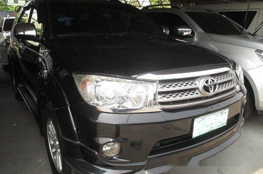 Toyota Fortuner 2011 AT for sale