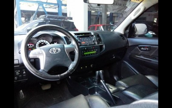 2015 Toyota Fortuner V AT Diesel (4x4)-5