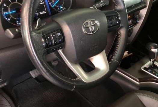 2017 Toyota Fortuner V for sale-9