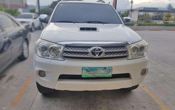 2010 Toyota Fortuner 4x4 At FOR SALE-3