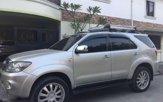 Toyota Fortuner 2006 Model G FOR SALE-2