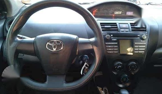 Toyota Vios 1.3G At 2013 model Color silver-7