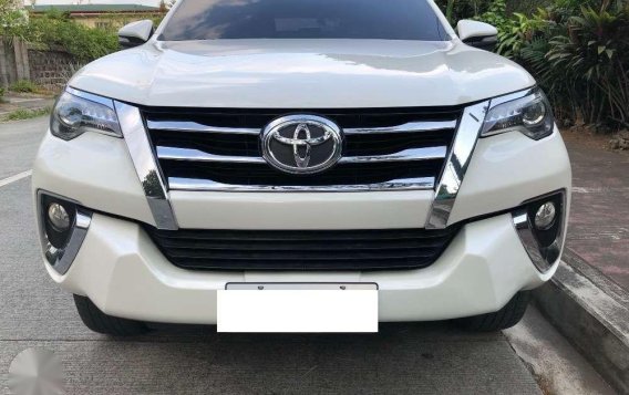 Toyota Fortuner V 2017 4x2 automatic transmission