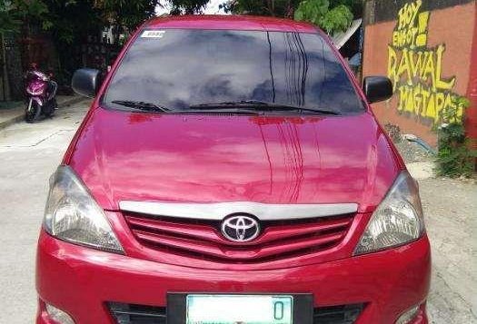 Toyota Innova J Gas MT 2012 for sale-6