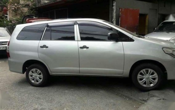 Toyota Innova j 2014 diesel mileage 130k-1