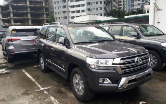 TOYOTA Hilux conquest 2019 brand new with unit on hand -3