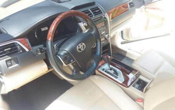 2014 Toyota Camry 2.5v sedan for sale-4