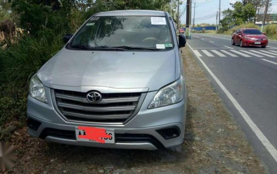 Toyota Innova 2.5E 2014 model for sale