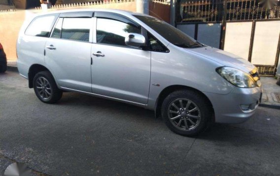 Selling my coding car 2008 Toyota Innova diesel-7