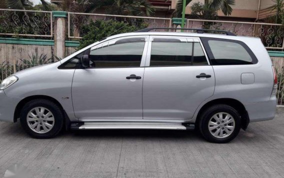 Toyota Innova 2011 FOR SALE