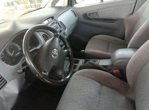 Toyota Innova E 2011 Model Automatic Transmission-6