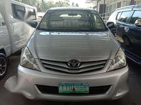 Toyota Innova E 2011 Model Automatic Transmission-7