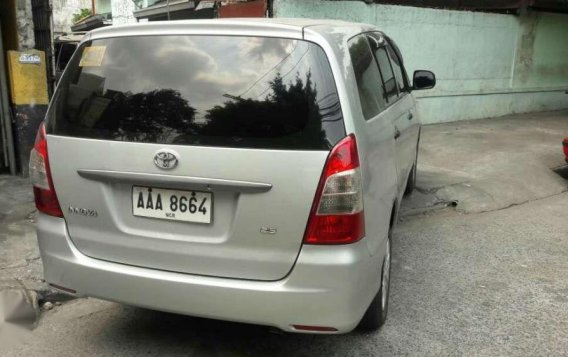 Toyota Innova j 2014 diesel mileage 130k-1