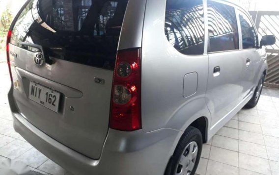 Rush for sale! Toyota Avanza J 2010 model 1.3-4