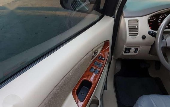 Toyota Innova G 2007 AT 100% no accident smell brand new 9 seats -11