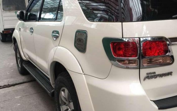 Toyota Fortuner G 2006 pearl White -A/T diesel-4