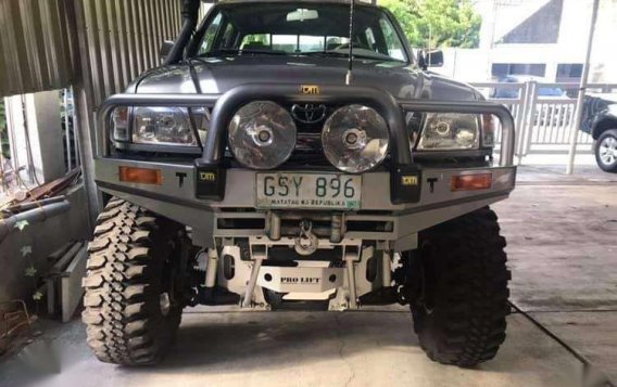For Sale 2003 Toyota Hilux Sr5-1