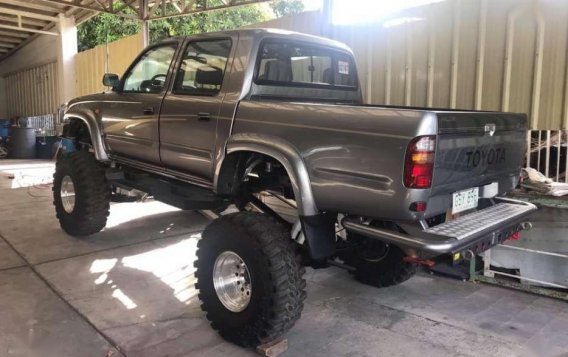 For Sale 2003 Toyota Hilux Sr5-3