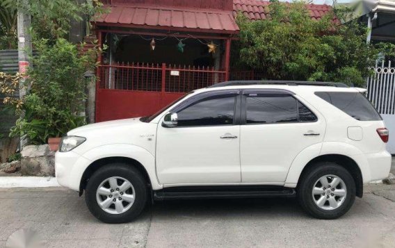 2011 Toyota Fortuner FOR SALE-1
