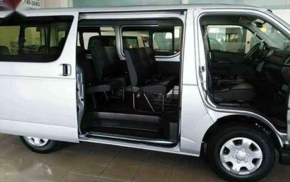 2019 New Toyota Hiace Grandia AT Low Promo All in DP Sale Legit-4