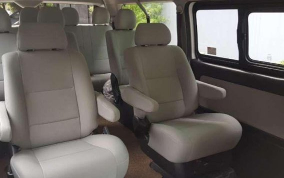 2016 Toyota Hiace Super Grandia Automatic transmission-3