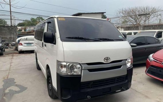 2017 Toyota Hiace 3.0 Commuter Manual White for sale
