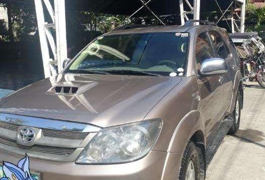 Toyota Fortuner 2006 4x4 diesel matic for sale -7