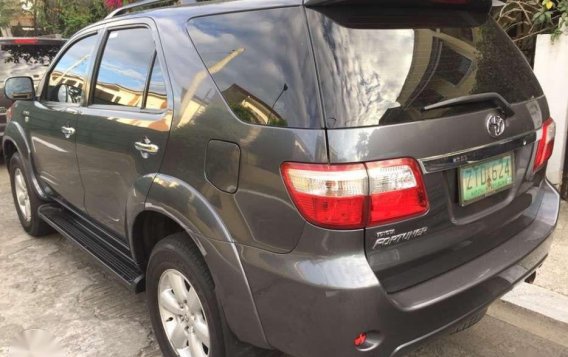 2009 Toyota Fortuner for sale -4