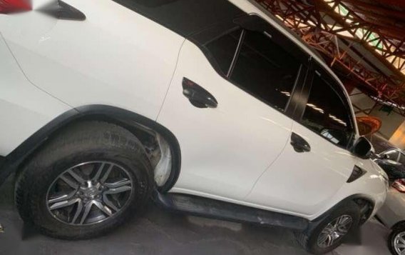 2018 Toyota Fortuner 2.4 G 4x2 Automatic Freedom White-3