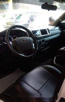 Toyota Hiace 2017 SUPER GRANDIA AT for sale-3
