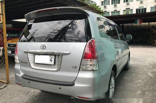 Toyota Innova 2012 for sale -8