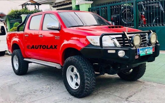 2013 Toyota Hilux 3.0 4x4 AT For Sale-1