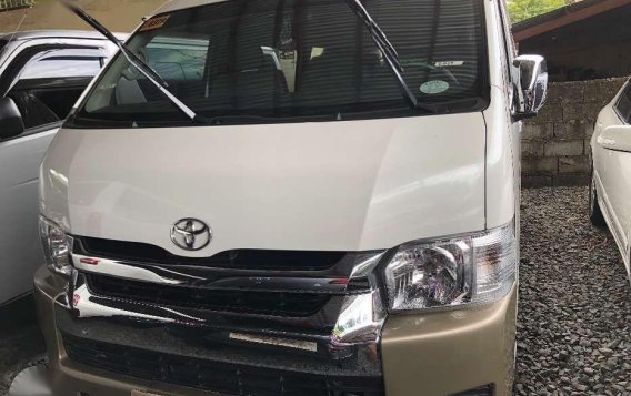 2016 Toyota Hiace Grandia GL 2.5 Diesel Manual White Color-1