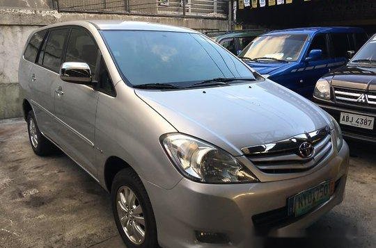 Toyota Innova 2009 G AT for sale 