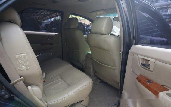 Toyota Fortuner 2011 for sale -10