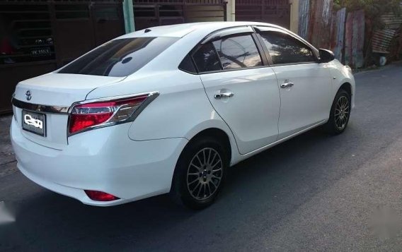 Toyota Vios J 1.3 MT 2015 very fresh inside out super -3