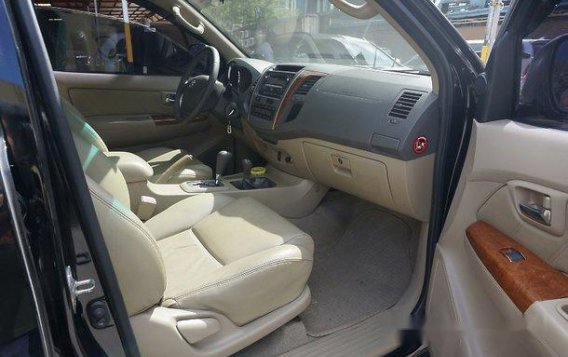 Toyota Fortuner 2011 for sale -9