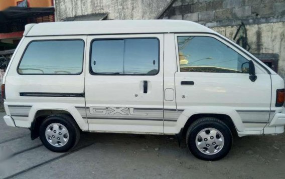 96 mdl Toyota Lite Ace gxl for sale