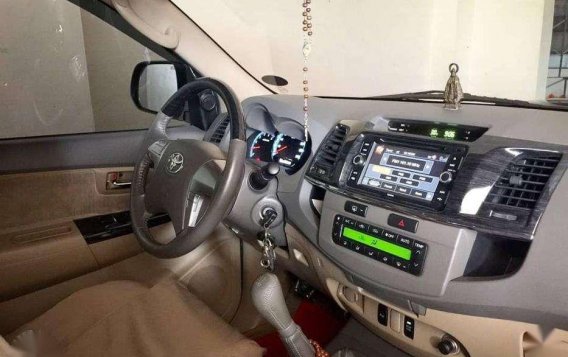 2013 Toyota Fortuner 4x2 Manual for sale -4