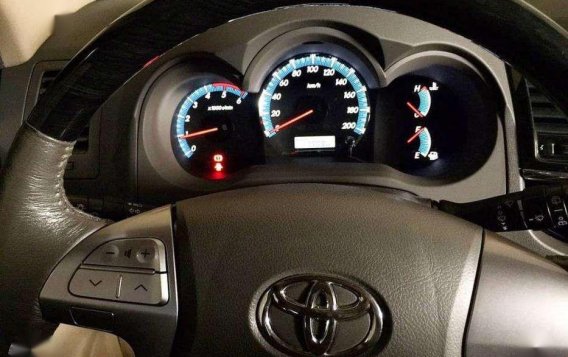 2013 Toyota Fortuner 4x2 Manual for sale -3
