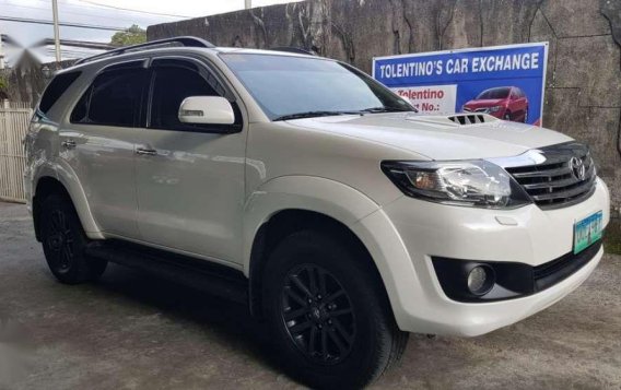 2013 model Toyota Fortuner G AT VNT Diesel-1