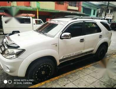 RUSH Toyota Fortuner V LOADED 2006 model.-1