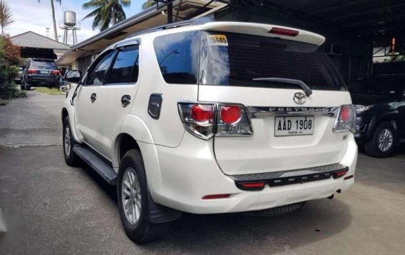 2014 model Toyota Fortuner V AT Diesel-3